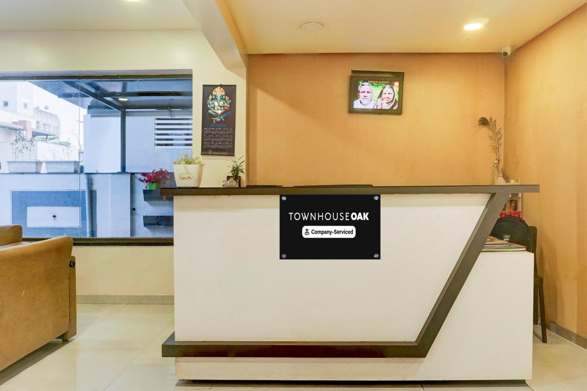 Super Townhouse Oak Viman Nagar Formerly Kuber Inn Kharadi Ngoại thất bức ảnh